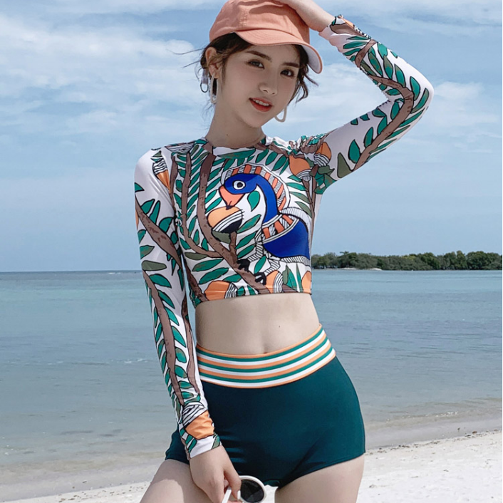 Swimsuit Women's Summer 2022 New Korea Superior Sense Conservative Two Style Flat Angle Skirt Type Long Sleeve Sunscreen Beach Swimsuit