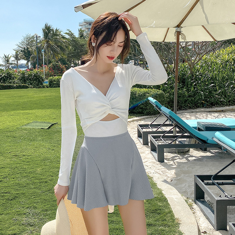 Swimsuit women Summer 2023 new South Korean long sleeve sunscreen one-piece dress shading Conservative Bubbles Spa Swimsuit-Taobao