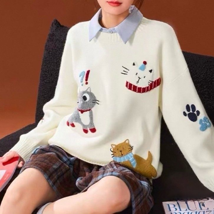 Loose-Fitting Embroidered Cat Sweater with Cut-Out Labels, Age-Reducing Cartoon Knitwear, Cozy and Versatile Top