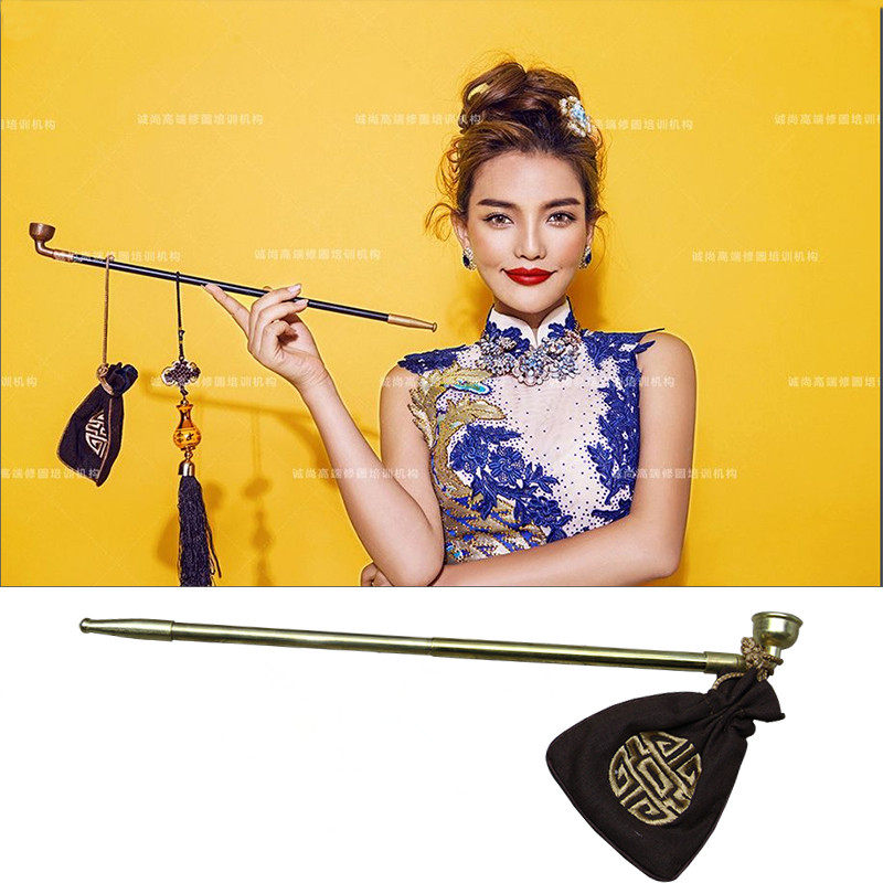 Old vintage retro long smoke bar dry smoke bucket wedding photo photography creative small props photo ancient clothes Chinese air duct tools