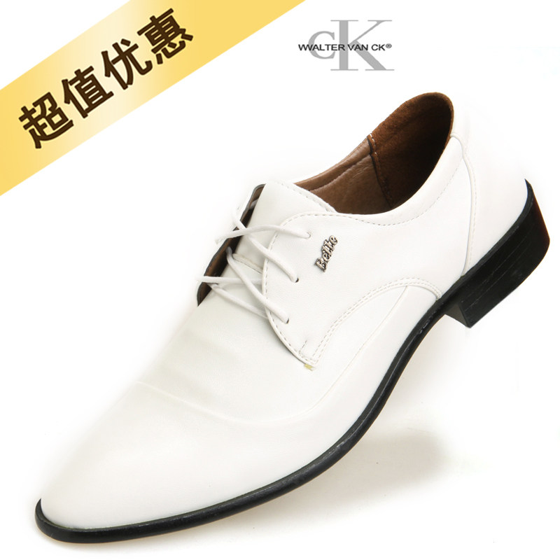 Photo gallery photographed men's leather shoes host Division instrument Inn white leather shoes Korean version pointed leather shoes