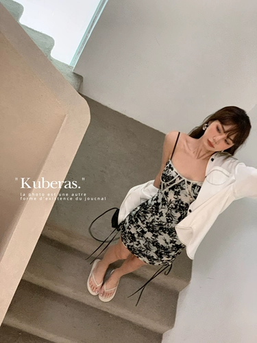 Бархатный топ с чашечками, майка топ, барсетка, платье, на шнурках, с акцентом на бедрах