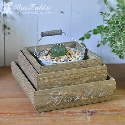 Special offer for picking up old wooden desktop storage box, gardening home storage cabinet, small flower stand, photo frame, retro shooting props