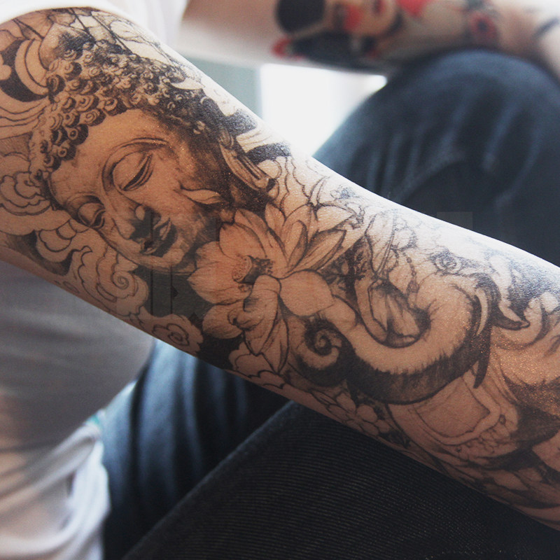 Wave tide tattoo with all-pack flower arm pack Buddhist head Lotus elephant gods in street network red black super large man and woman