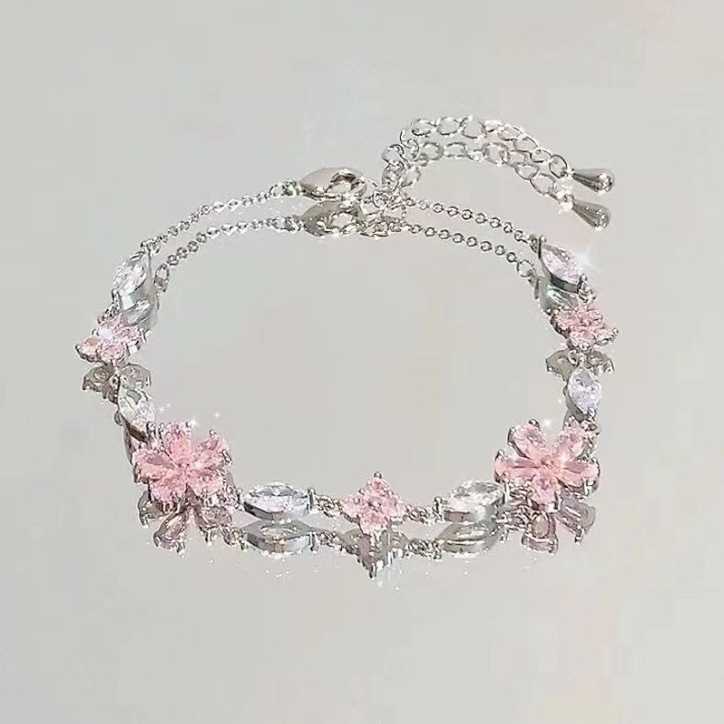 Children's bracelet, girls' cherry blossom bow bracelet, 2025 new popular style, bracelet jewelry, a birthday gift for girls.