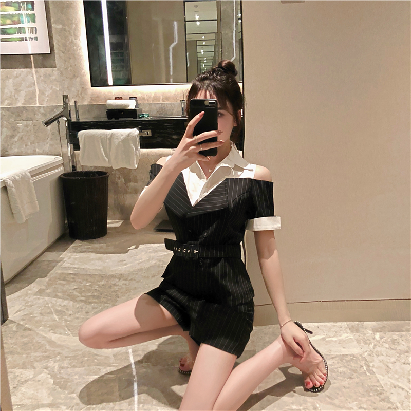 VK旗艦店 韓系拼接露肩條紋短褲套裝短袖褲裝