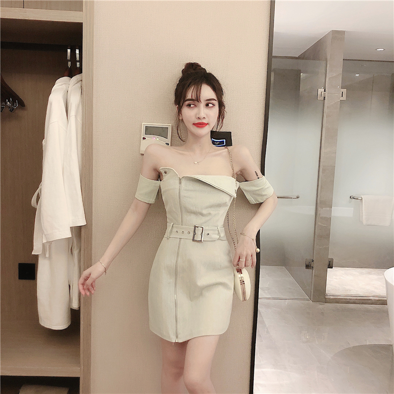 VK旗艦店 韓系一字領翻領修身牛仔配腰帶短袖洋裝