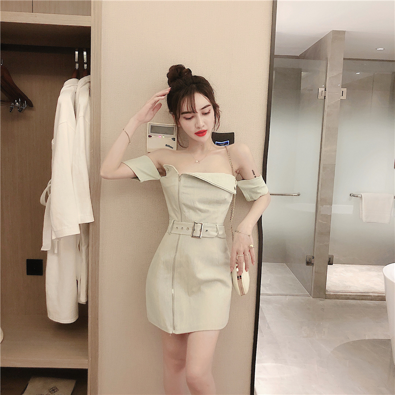 VK旗艦店 韓系一字領翻領修身牛仔配腰帶短袖洋裝