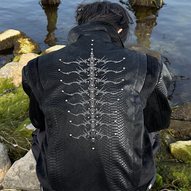 Cleanfit Snake-Eye Spine Pu Leather Jacket for Men and Women, Spring and Autumn American High Street Short Style Niche Snake Pattern Patchwork Jacket