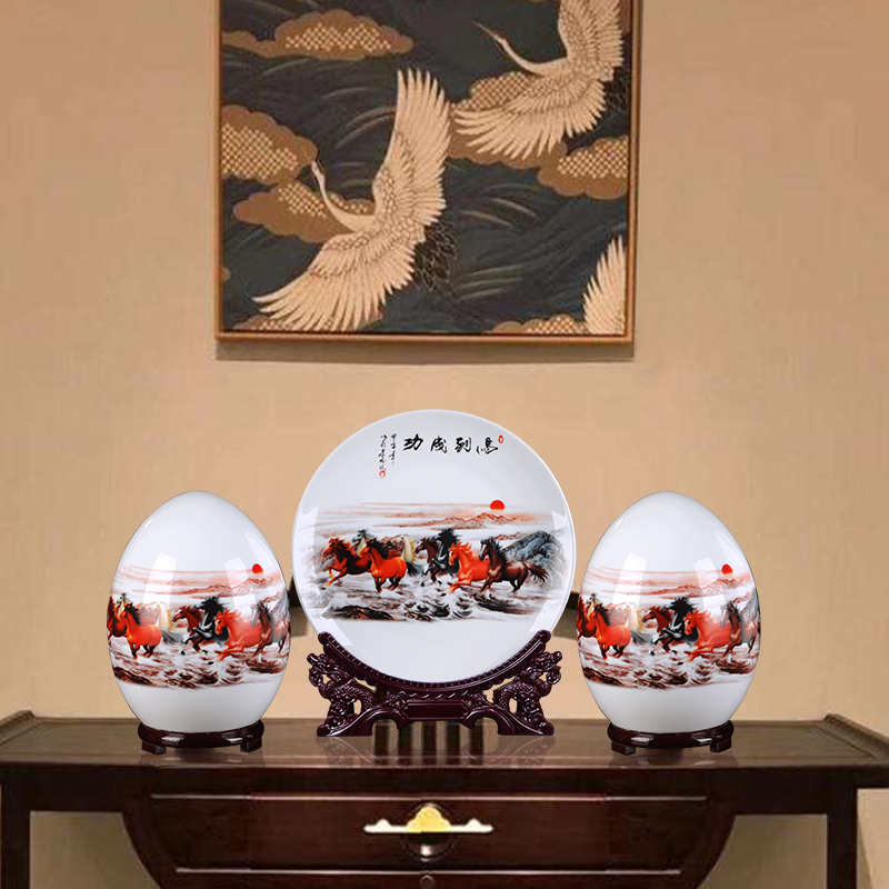 Jingdezhen ceramics egg vase decoration three - piece suit Chinese style household handicrafts rich ancient frame is placed in the living room