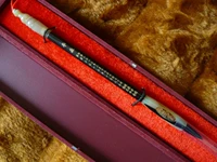 Не выгравирована, только гравирована (отправьте красную парчую коробку)