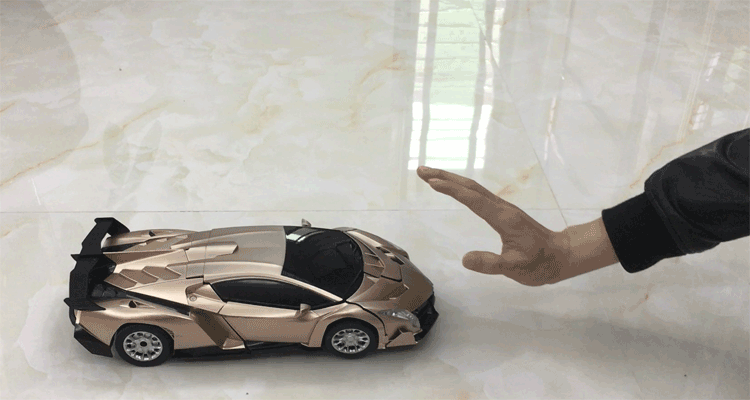 Điều khiển từ xa xe cảnh sát biến dạng King Kong Lamborghini đua sạc robot trẻ em đồ chơi cậu bé quà tặng đồ chơi godzilla