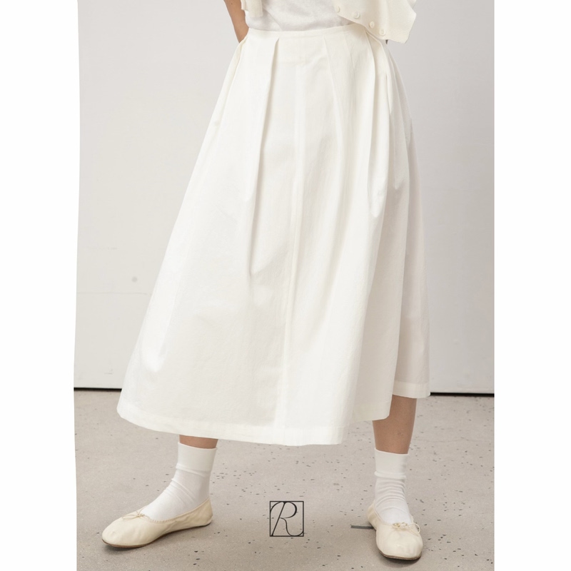 Retolde 25-117 Washed High-Density Cotton Silhouette Pleated White Umbrella Skirt with Waistband