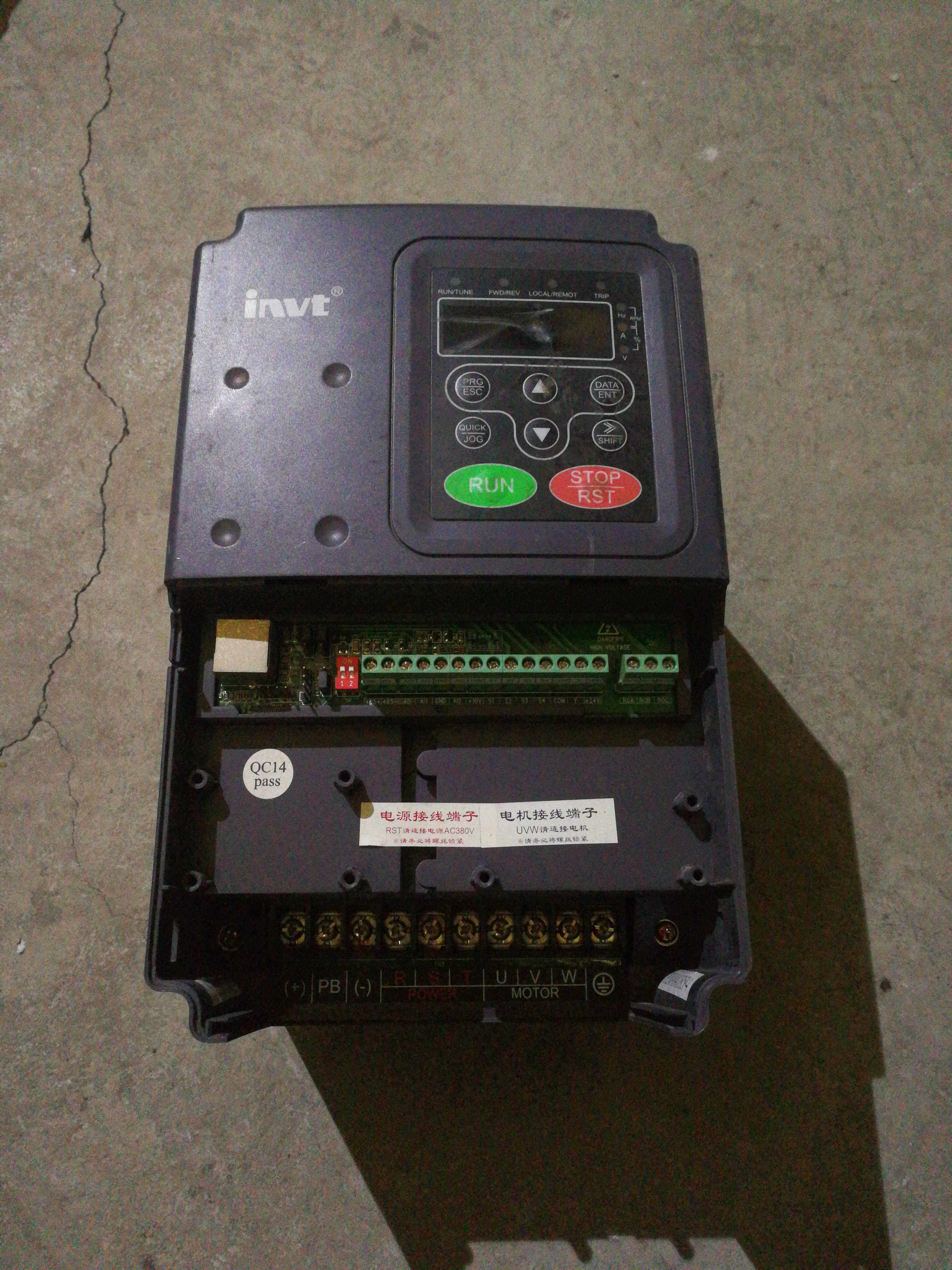 CHE100-004G 5R5P-4 380V 4KW 5KW 5 5KW