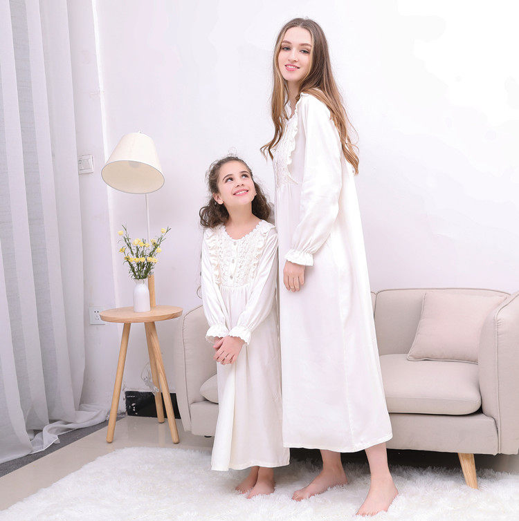 Spring Autumn Season Mother Girl Parent-child Pure Cotton White Lady Girl Child Child Clothing Princess Palace Pyjamas Pyjamas Pyjamas Pyjamas Pyjamas