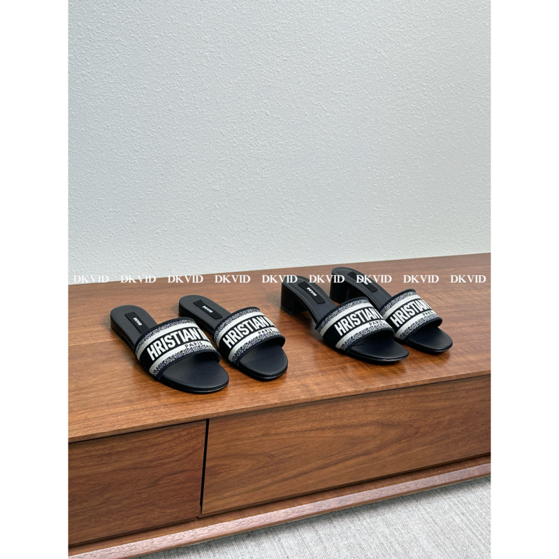 Dkvid Channel Goods/Buy Without Thinking Twice, Genuine Leather Letter Embroidery Flat-Soled Open-Toe High-Heeled Sandals