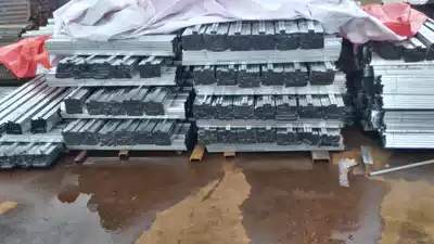 Real estate road flag production release light pole advertising flag street lamp chess pole fixed street lamp chess pole on the road to the flag