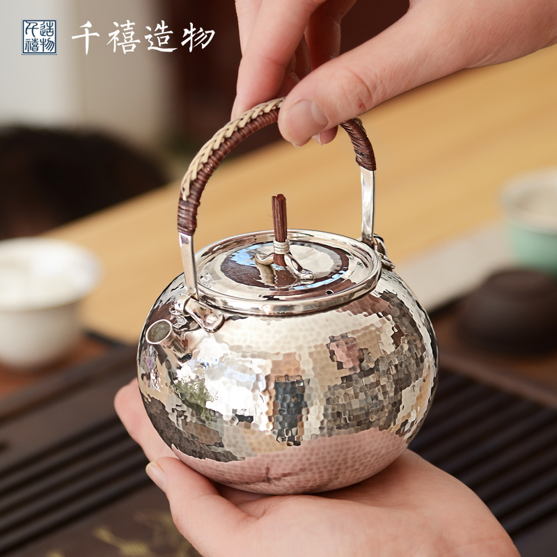 純銀の壺　茶器  茶道具 1958g uk8s 純銀製 烏龍茶急須（大）岩石荒らし（いぶし銀）銀摘み