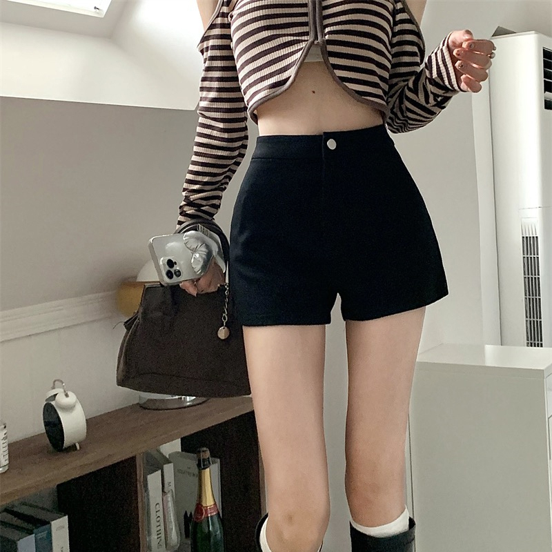 Black Suit Shorts for Women, Tight-Fitting, Suitable for Spring, Summer, Autumn, and Winter, Can Be Worn Outside, Hip-Hugging, Wide-Leg, Slimming, High-Waisted, Hot Girl Style, Straight-Leg Boot Shorts Black Suit Shorts for Women, Tight-Fitting, Suitable for Spring, Summer, Autumn, and Winter, Can Be Worn Outside, Hip-Hugging, Wide-Leg, Slimming, High-Waisted, Hot Girl Style, Straight-Leg Boot Shorts