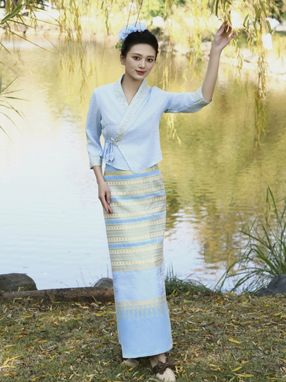 Mangas tres cuartos Falda de tubo Yunnan Dai Festival de salpicaduras de agua Traje Dai Ropa étnica característica Ropa de trabajo Ropa de mujer Dai