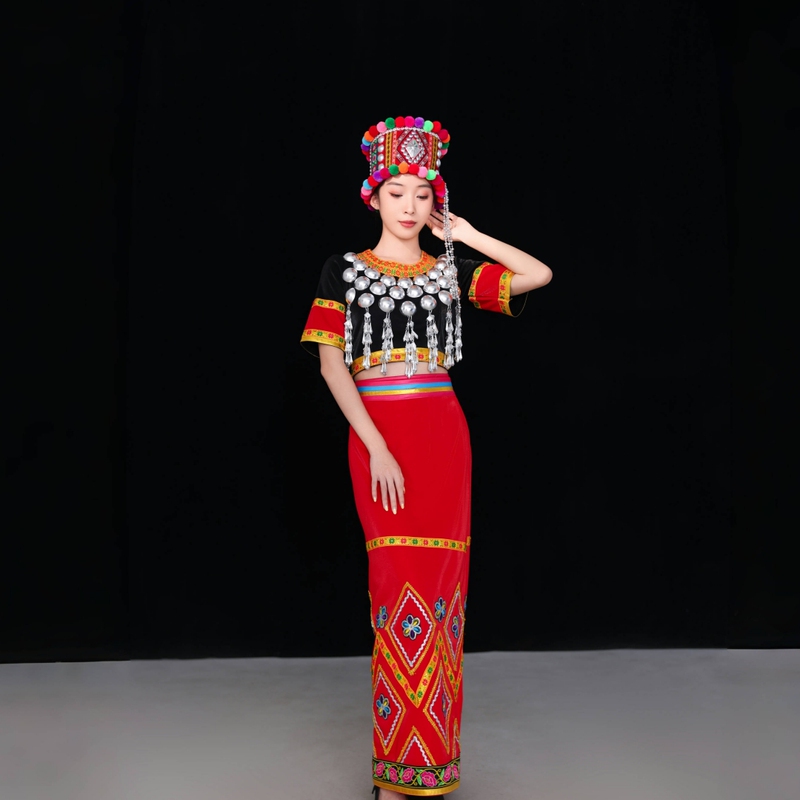 Munao Songge Jingpo Ethnic Clothing, Original Ethnic Attire, Jingpo Adult Women's Clothing Set, Handmade Silver Ornaments