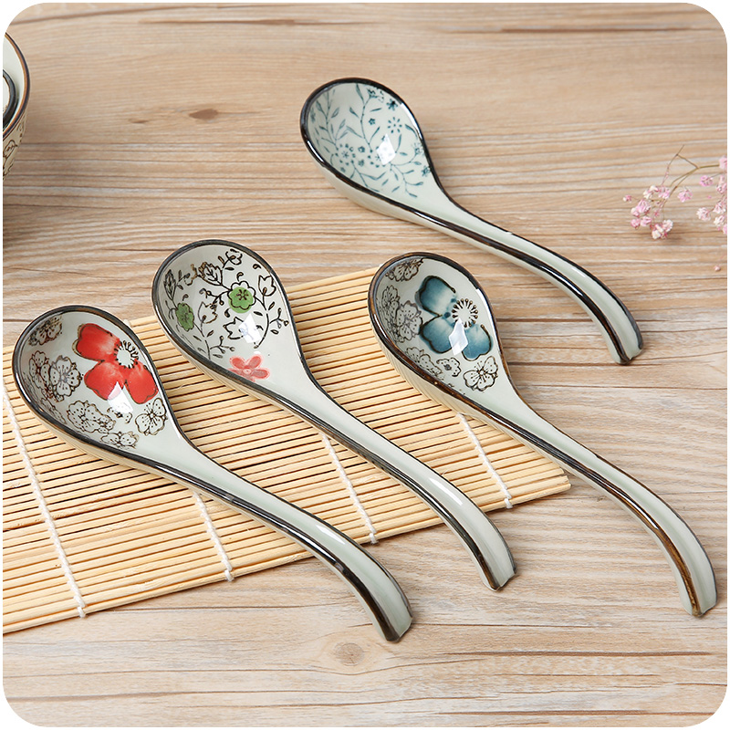 Ложка керамическая. Маленькая керамическая ложечка. Маленькая керамическая ложечка. Керамическая ложечка. Ложка белая керамика.