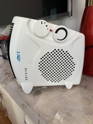 Plus Wet Warm Blower Small Office Mini Energy Saving Bedroom Speed Hot Table Baking Stove Warmer Home