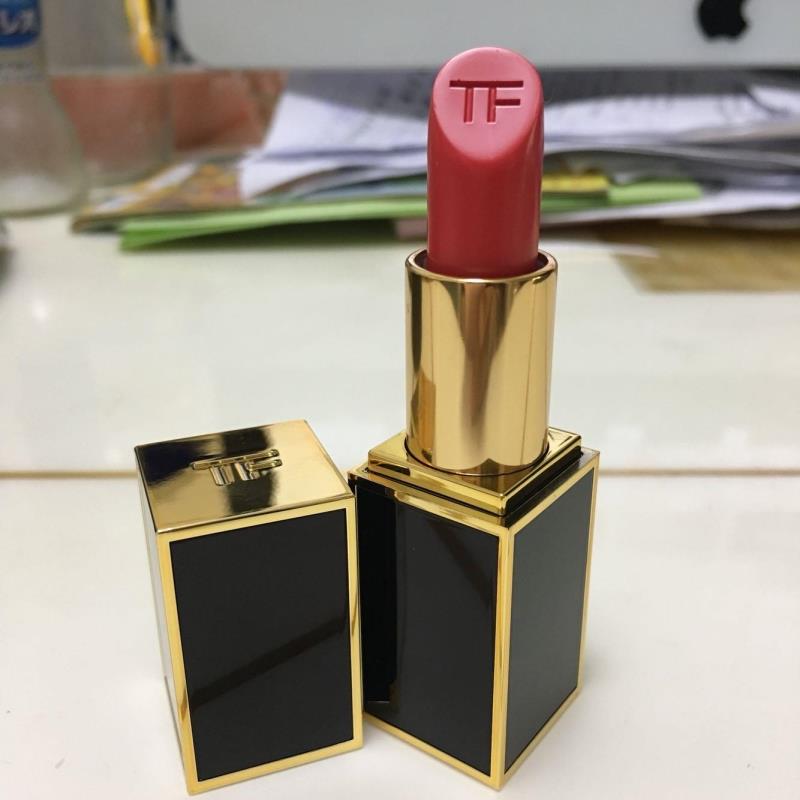TOMTom Ford TF black gold black tube lipstick lipstick 3g lipstick 09 spot TRUE CORAL