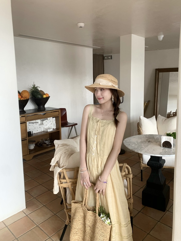 Iouiou Vanilla Milk Apricot Tencel Ramie Lace Camisole Dress French Square Neck Sleeveless High Waist Women's A-Line Dress Iouiou Vanilla Milk Apricot Tencel Ramie Lace Camisole Dress French Square Neck Sleeveless High Waist Women's A-Line Dress