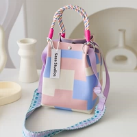 Геометрический цвет - модель с ограниченным пролетом новая