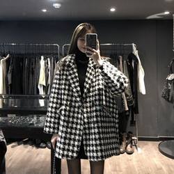 Woolen coat women's small autumn and winter Korean version loose thickened quilted mid-length all-match houndstooth plaid coat