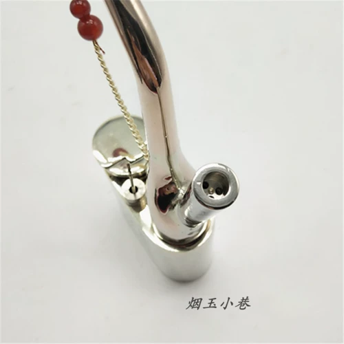 Старомодный медный кальян, курительная трубка