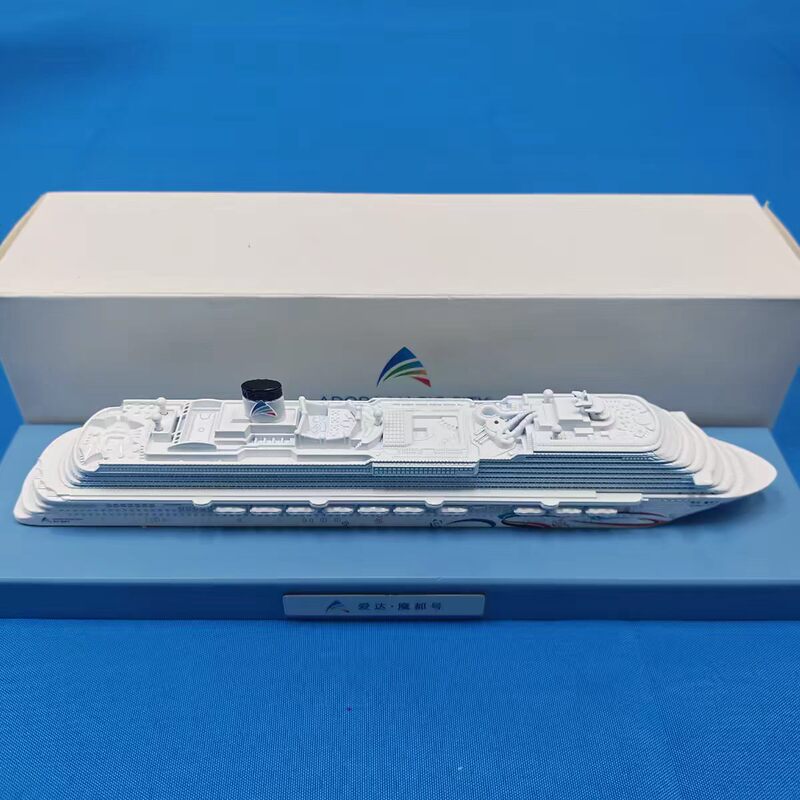 Aida Magic City Cruise Ship Model, Simulated Alloy Ornament, Domestic Large Cruise Ship, Sea Yacht Collectible Finished Product Aida Magic City Cruise Ship Model, Simulated Alloy Ornament, Domestic Large Cruise Ship, Sea Yacht Collectible Finished Product