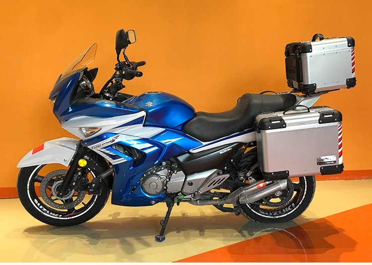 LOBOO củ cải xe máy bên hộp GW250 sao lưu hộp đuôi hợp kim nhôm không thấm nước bên hộp hộp phía sau hộp lưu trữ thùng hông xe máy