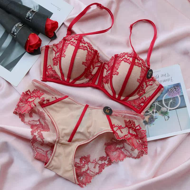 Lingerie female senses pure desire in Europe and America embroidery lace summer half-cup thin anti-bump big chest display small underwear suit