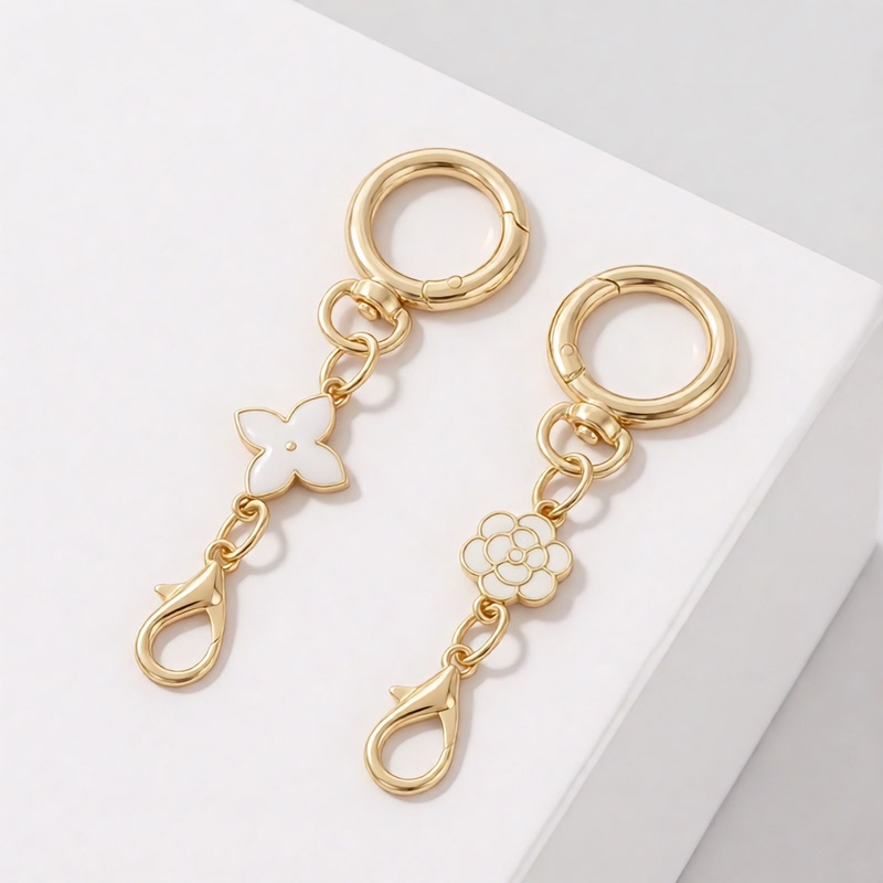 Double-Ended Metal Keychain Lobster Clasp Hook Plush Toy Hook Spring Ring Bag Accessories Versatile Double-Ended Metal Keychain Lobster Clasp Hook Plush Toy Hook Spring Ring Bag Accessories Versatile