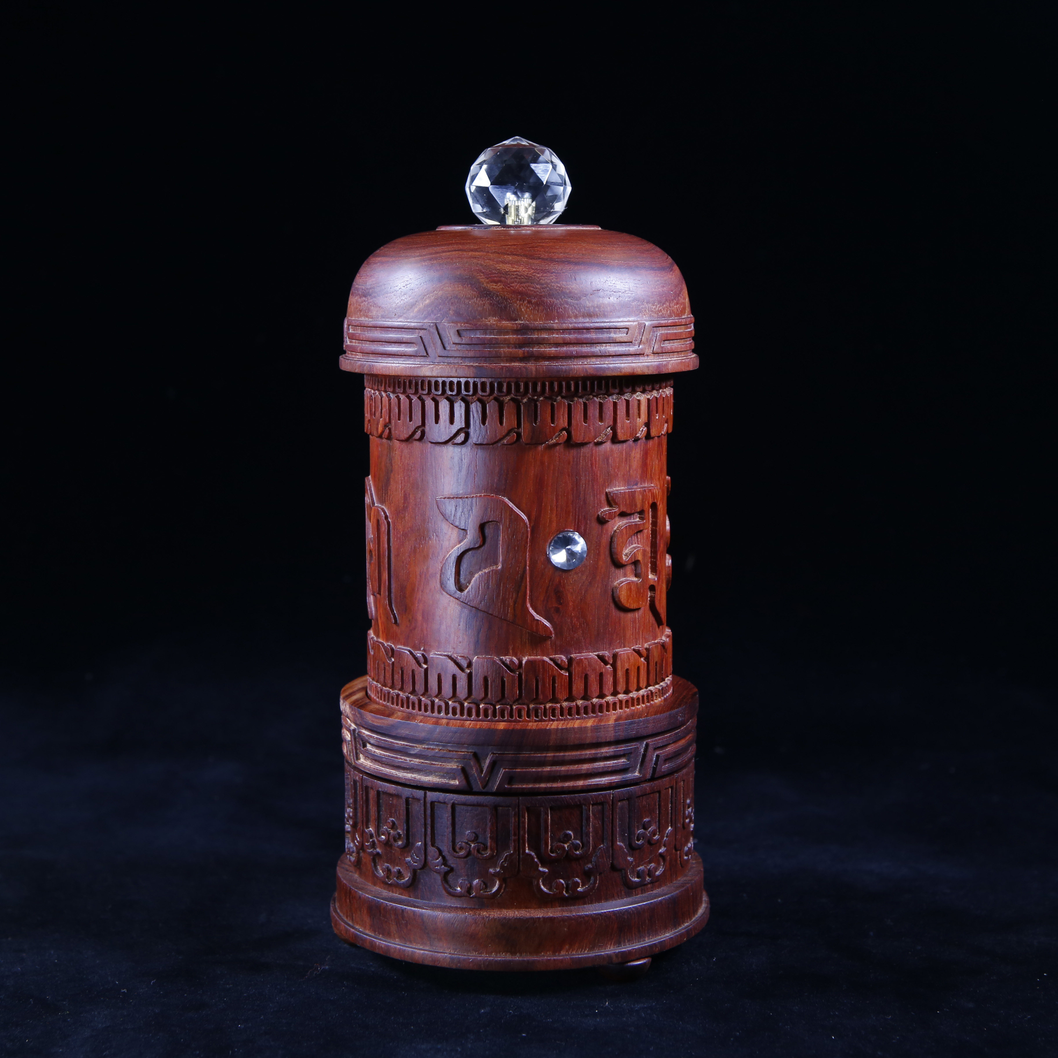 (Round tomorrow) Red sandalwood 300 million Guanyin Heart mantra miniature negatives electric warp wheel