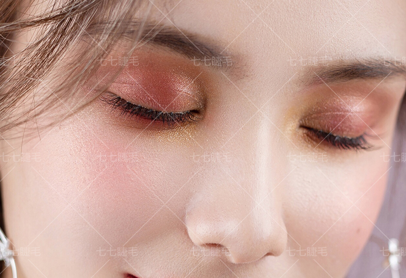 Lông mi giả được phân đoạn Dễ dàng sử dụng phù hợp miễn phí Phù hợp tự nhiên được khuyến nghị 54 cụm lông mi trên - Lông mi giả keo gắn mi giả