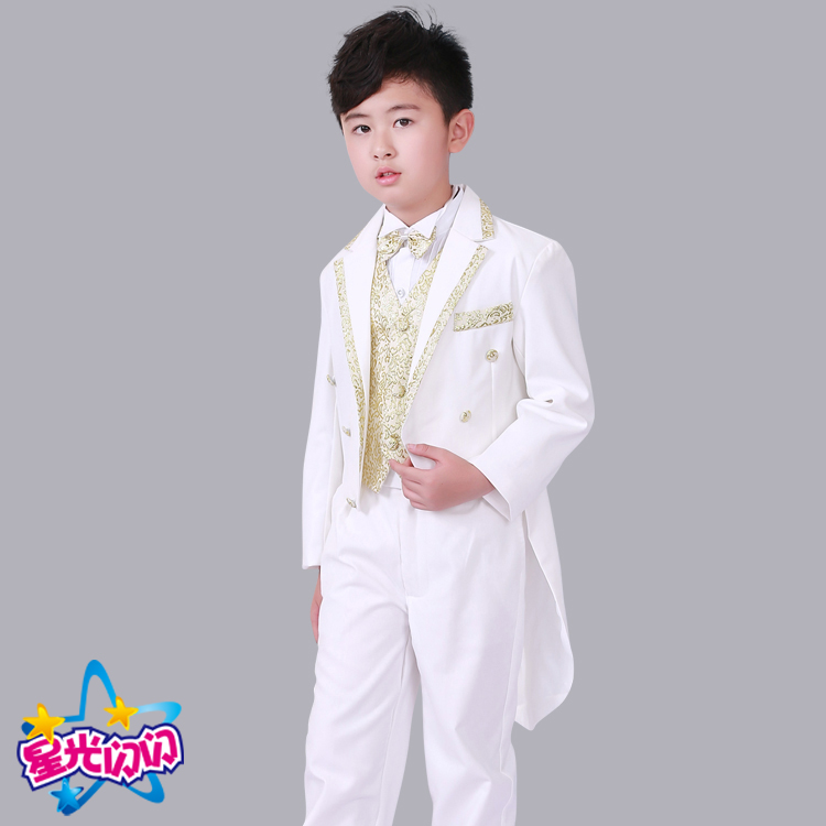 Bộ quần áo mùa xuân và mùa hè phù hợp với đám cưới mới của Hàn Quốc phiên bản của các chàng trai childrens quần áo nhỏ phù hợp với trẻ em childrens hoa thực hiện với đuôi én.