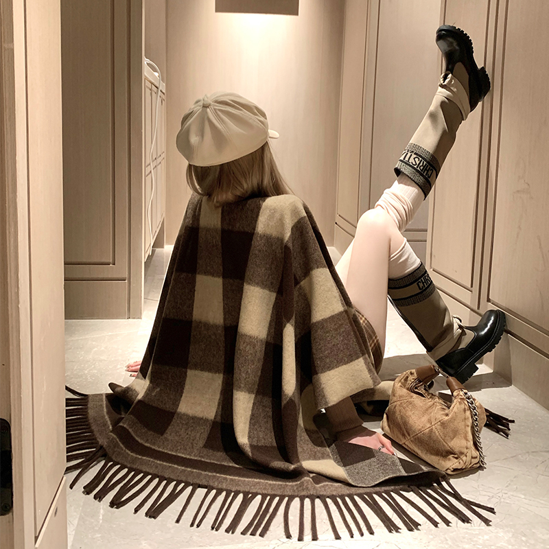 Panpan [Scottish Girl] 2.2m Wool Plaid Shawl Cape Coat for Women, Autumn and Winter Outerwear Shawl