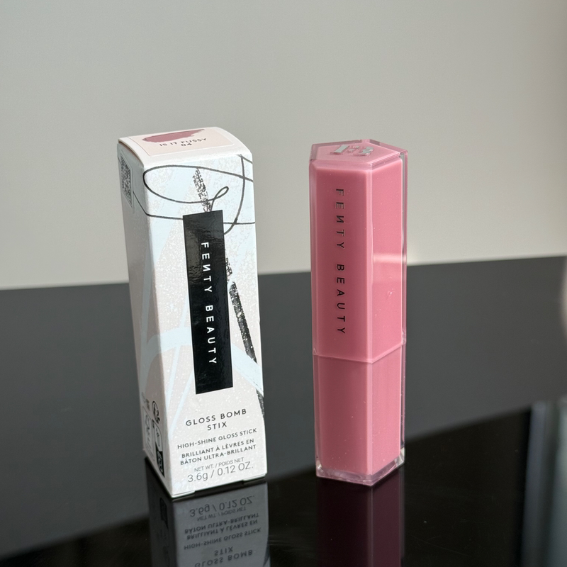Fenty Beauty Rihanna's New Product Star Dust Honey Lipstick 03Fenty Glow Star Dust Nude Crystal/04/08