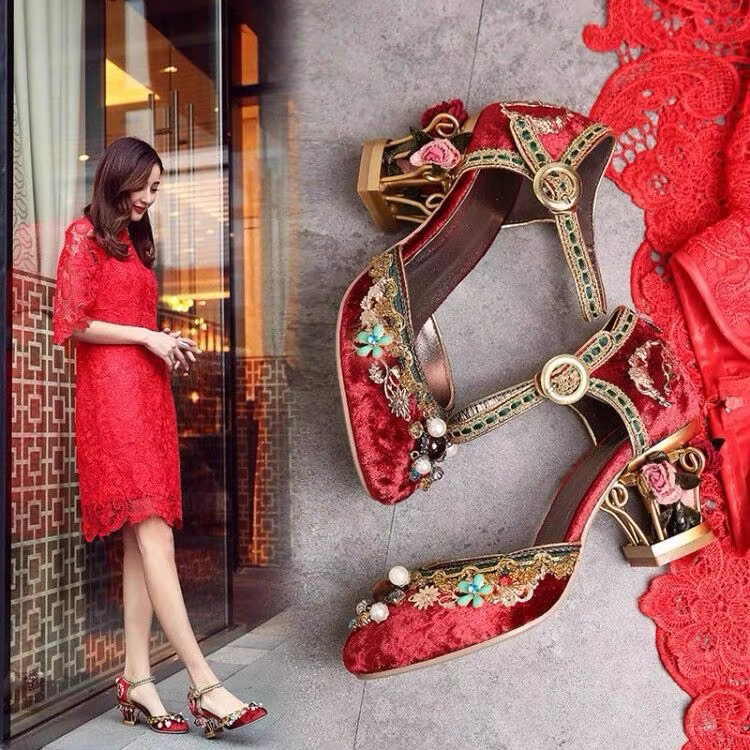 Retro Chinese Style with Cheongsam Shoes, Closed-Toe Sandals, One-Strap Mary Jane High Heels, Women's Chunky High Heels, Red Wedding Shoes
