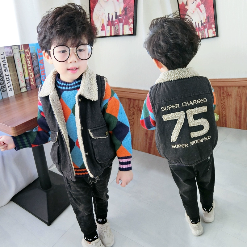 Áo vest cotton trẻ em denim vest ấm áp 2018 bé trai mùa thu đông mới cộng với áo nhung dày cho bé thủy triều áo gile trẻ em nam