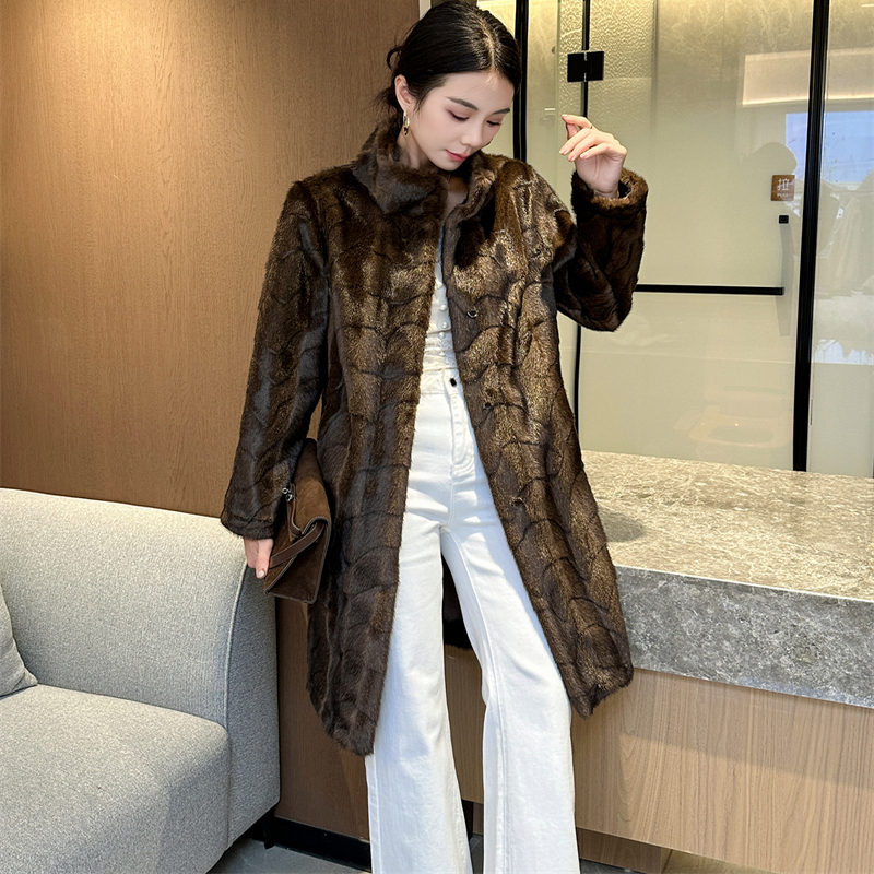 Imitation Mink Fur Coat for Women, High-End Two-Tone Fur Integrated Coat, Mink Velvet Long Style, Eco-Friendly Fur for Autumn and Winter