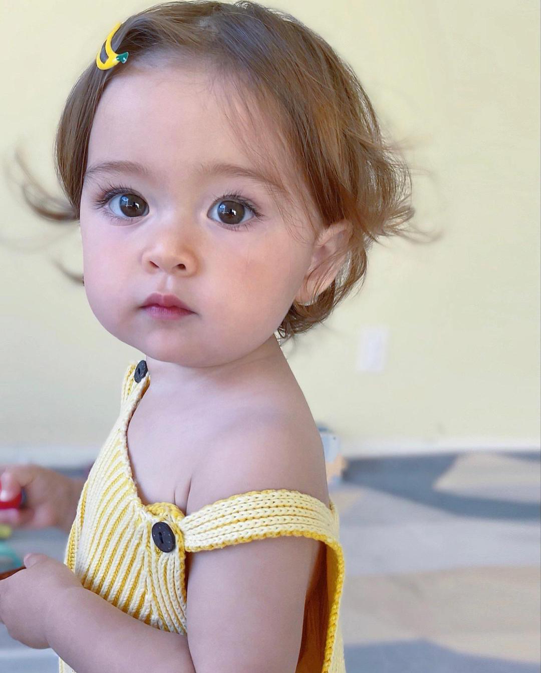 Newborn high-value beautiful female baby pictures baby wall bb stickers pregnant women preparing for pregnancy prenatal education posters pictorial photos