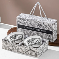 2 вазы с темно-серыми черными розами