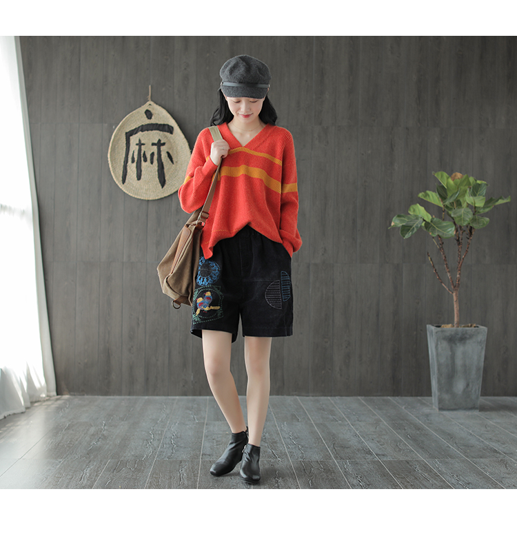 Sản phẩm tai nhỏ 2018 xuân hè mới nhung nhung thêu chim ngắn retro nghệ thuật quần short nữ shop quần áo nữ