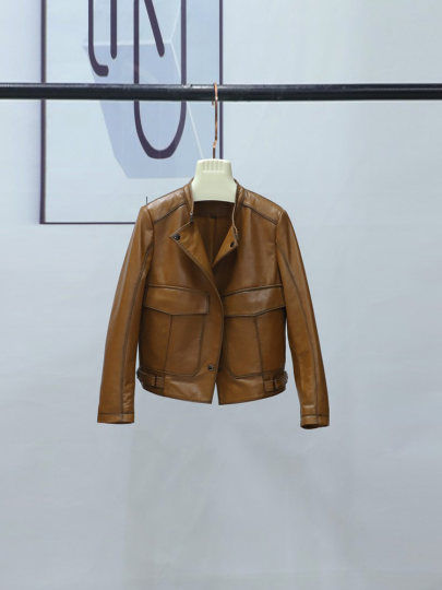 European genuine leather jacket for women 2025 new spring and autumn retro brown oil wax leather Haining sheepskin short jacket