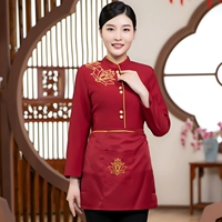 Женщина красная (отправить фартук)