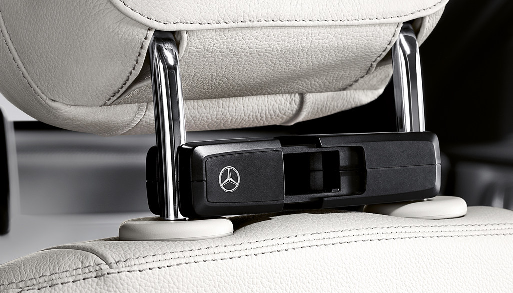 A0008160000 mercedes. Откидной столик, style & travel equipment. Откидной столик, style & travel equipment. Крепеж мерседес. Крепления на мерседес.